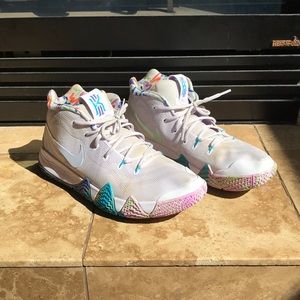 kyrie 4s 90s